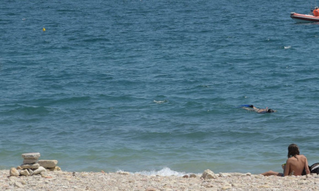 Καιρός: Υψηλές θερμοκρασίες και ισχυρά μελτέμια σήμερα -Πού θα καταγραφούν 38άρια