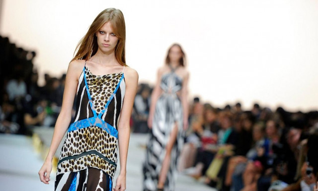 Ρομπέρτο Καβάλι: Κλείνει την Εβδομάδα Μόδας του Ντουμπάι - Πρώτη εμφάνιση του οίκου στη Μέση Ανατολή