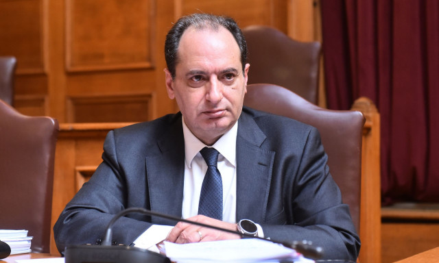 Κύκλοι «87»: Πλήρης στήριξη σε Σπίρτζη - Αιχμές σε Κασσελάκη