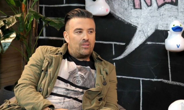 Γιάννης Αϊβάζης: Η πρώτη ανάρτηση μετά το διαζύγιο -  «Μερικές φορές τα καλά πράγματα καταρρέουν»