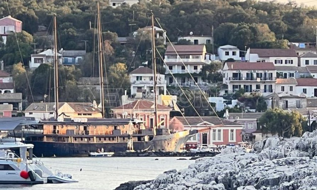 Προσάραξη σκάφους στους Παξούς: Βίντεο ντοκουμέντο από τη διάσωση επιβατών και πληρώματος