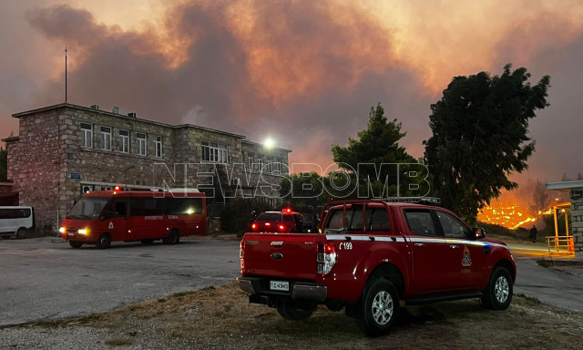 Φωτιά στην Αττική: Εκκενώθηκε το Παίδων Πεντέλης - Εικόνες-ντοκουμέντο