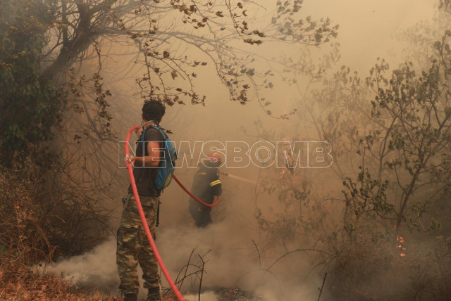 Φωτιά στην Αττική - Δήμαρχος Χαλανδρίου για εκκένωση στο Πάτημα: Ενημερώνουμε πόρτα - πόρτα