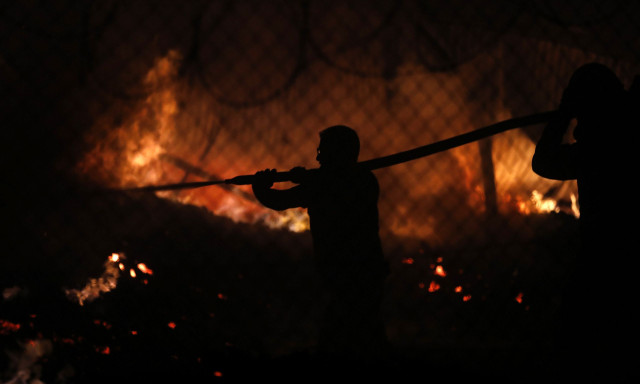 Φωτιά στην Αττική: Στην κατηγορία megafire, περισσότερα από 100.000 στρέμματα έχουν γίνει στάχτη
