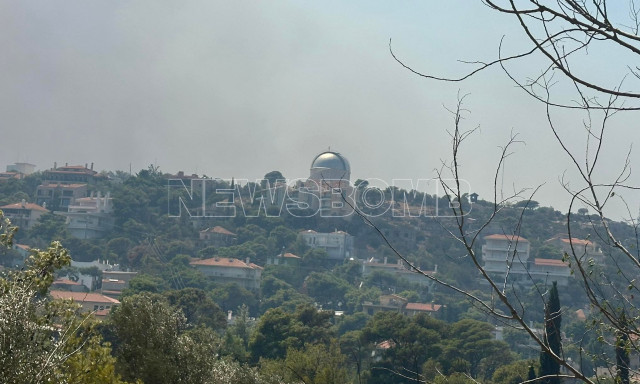 Φωτιά στην Αττική: Μαύρισαν τα πάντα στην Πεντέλη - Αποκαλυπτικές εικόνες του Newsbomb.gr