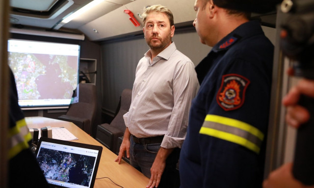 Ανδρουλάκης: Αδιανόητο να έχουμε τέτοιες πυρκαγιές στον αστικό ιστό - Κάτι πρέπει να αλλάξει