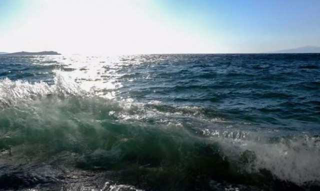 Καιρός σήμερα: «Πέφτουν» οι άνεμοι - Μέχρι 39 βαθμούς θα φτάσει ο υδράργυρος