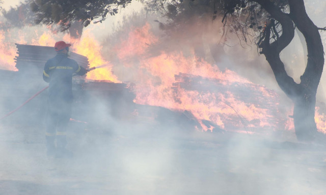 Αινιγματική φωτογραφία - Μια θηλιά στα καμένα