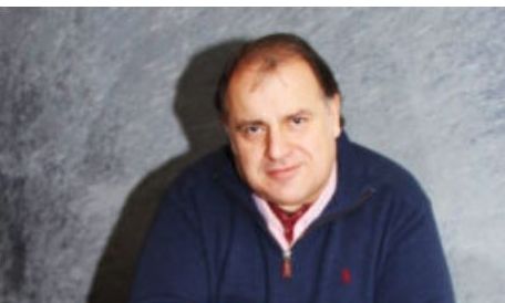 Πέθανε ο ποιητής και στιχουργός Δημήτρης Μπρούχος