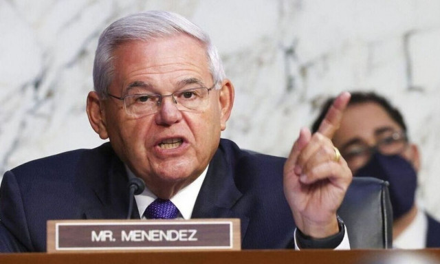 ΗΠΑ: Ο Τζορτζ Χέλμι στη θέση του παραιτηθέντος Μπομπ Μενέντεζ