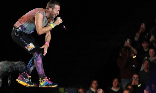 Κρις Μάρτιν - Ντακότα Τζόνσον: Μάρτη αρραβωνιάστηκαν, τώρα χώρισαν