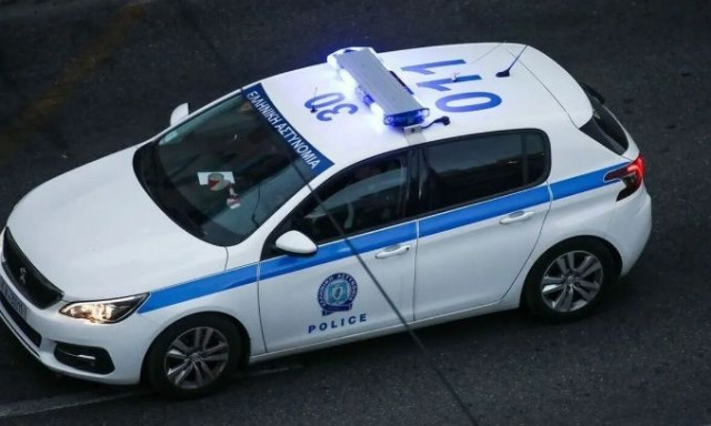 Συνελήφθη 27χρονος στη Βούλα για διακίνηση ναρκωτικών