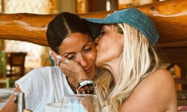 Άννα Βίσση: Αγκαλιά με την κόρη της στη Νέα Υόρκη - Η νέα ανάρτηση της Σοφίας Καρβέλα