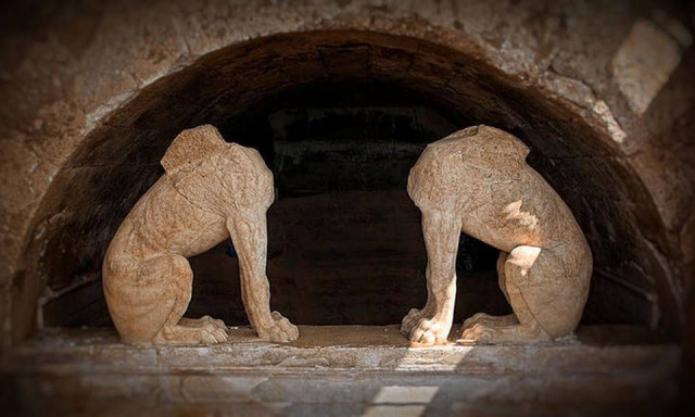 Αμφίπολη: Στο έλεος των αρχαιοκάπηλων το μνημείο - Σοκαριστικοί διάλογοι στο δικαστήριο