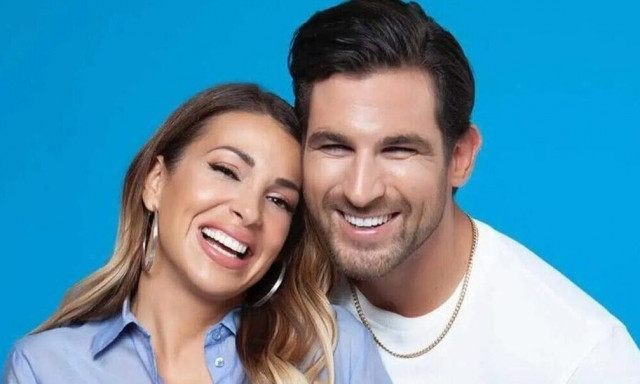 Στιγμές χαράς για την Ελένη Χατζίδου: Το διπλό πάρτυ στην Χαλκιδική για την κόρη και τους γονείς της