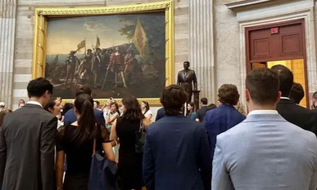 Ουάσιγκτον: Eπιφανείς ομογενείς καθοδηγούν επαγγελματικά ελληνοαμερικανούς φοιτητές