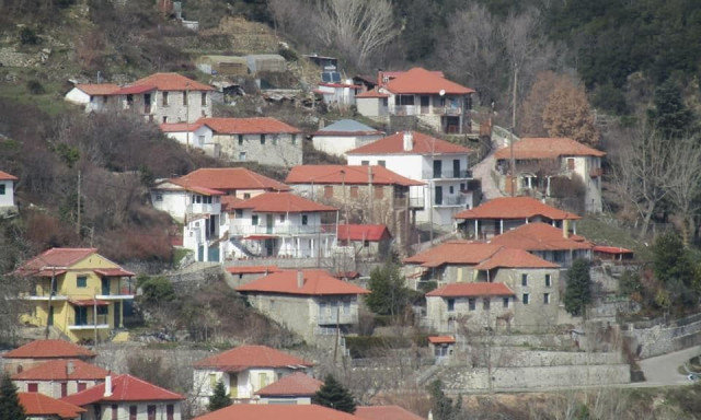 Πλάτανος Ναυπακτίας: Το χωριό «των γραμμάτων»