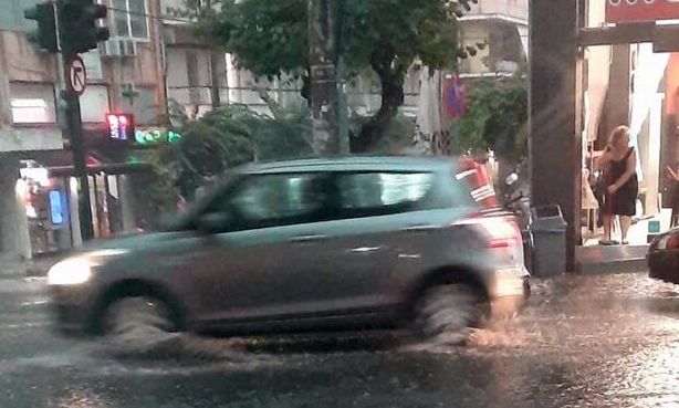 Συναγερμός στην Κέρκυρα: Οδηγίες από την Πολιτική Προστασία - Σπεύδει κλιμάκιο της ΕΜΑΚ