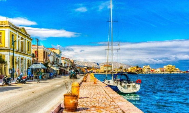 Διακοπές τέλος; Η αργία που «κουμπώνει» με το επόμενο τριήμερο