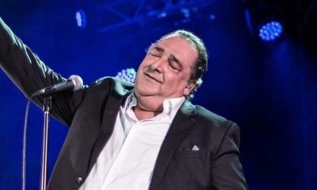 Ράγισαν καρδιές με την αφιέρωση του Νίκου Βέρτη στον Βασίλη Καρρά - Η άγνωστη ιστορία