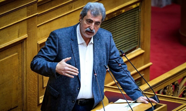 Πολάκης κατά Κασσελάκη για την Λινού: «Δουλευόμαστε ψιλό γαζί;»