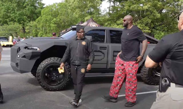O Shaquille O'Neal είναι εθισμένος στο Cybertruck