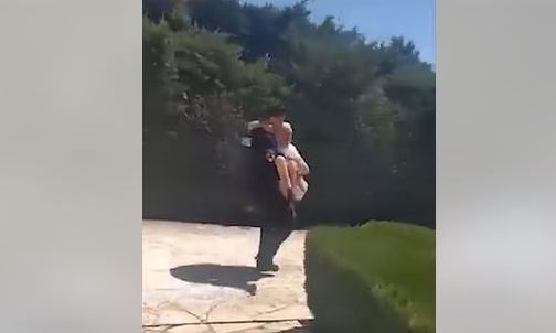 «Ας εξηγήσουμε λοιπόν τι είναι... μπάτσος»: Πανέξυπνο βίντεο-απάντηση της ΕΛ.ΑΣ.