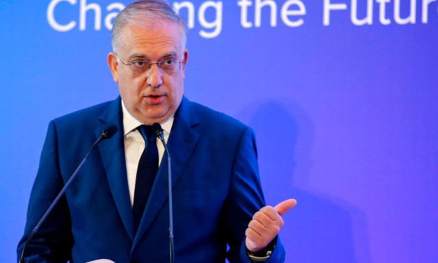 Παρέμβαση Θεοδωρικάκου: Νέος κύκλος στήριξης επιχειρήσεων - Θα ωφεληθούν επιπλέον 120