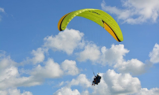 Θεσσαλονίκη: Άτομο που έκανε «παραπέντε» έπεσε κοντά στα Βασιλικά