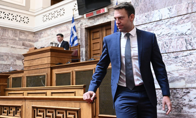 Αντιδράσεις για την επιμονή Κασσελάκη να καταλάβει βουλευτική έδρα - Αποχώρησαν 8 μέλη της ΠΓ