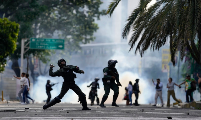 Βενεζουέλα: 27 νεκροί από τις σφοδρές ταραχές μετά την επανεκλογή Μαδούρο