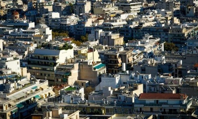 Στεγαστική κρίση: Κεραμίδι με τρεις τρόπους και «προίκα» 2,5 δισ ευρώ