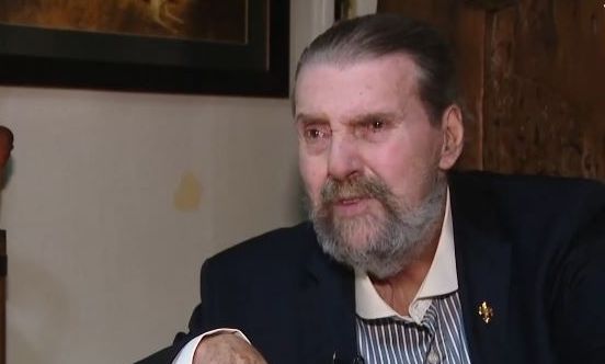 Πέθανε ο Λάκης Γιακουμής