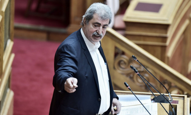 Νέο χτύπημα Πολάκη: Αμφισβητεί ευθέως Κασσελάκη και προαναγγέλλει πρόταση μομφής