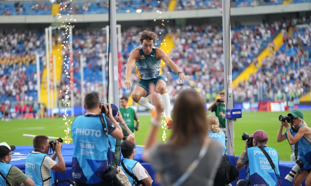 Απλά… εξωγήινος: Ο Μόντο Ντουπλάντις έκανε νέο παγκόσμιο ρεκόρ!