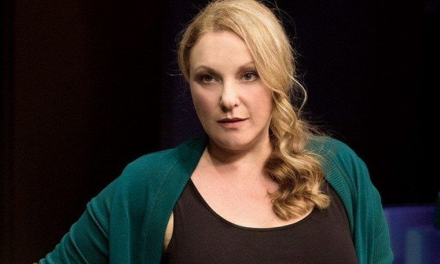 Ρένια Λουιζίδου: Παραγίνεται η επανάληψη της σειράς «Το σόι σου», είναι σαν χάπι πια