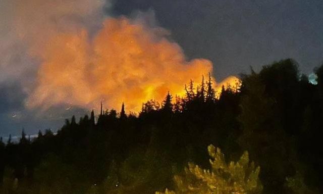 Πυρκαγιά ξέσπασε στη Σάμο