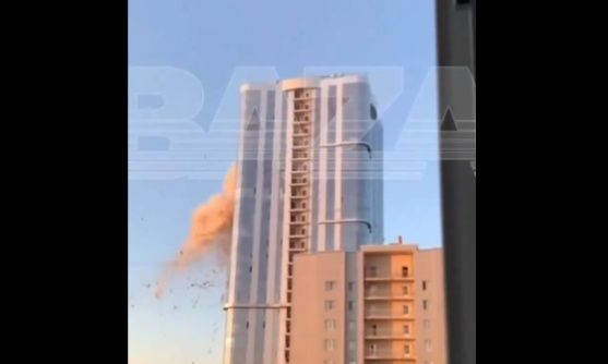 Ρωσία: Βίντεο ντοκουμέντο με ουκρανικό drone να πέφτει πάνω σε πολυώροφο κτίριο