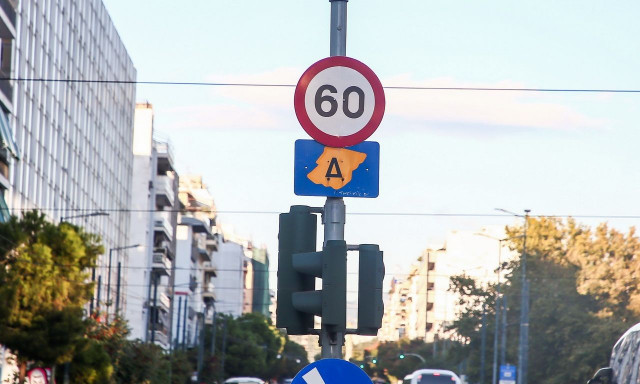 Πότε επιστρέφει ο δακτύλιος στην Αθήνα - Ποιοι θα κυκλοφορούν