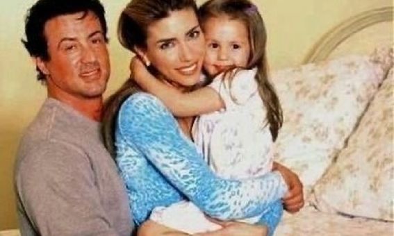 Σιλβέστερ Σταλόνε: «Φέρνεις καλό στον κόσμο» - Η ανάρτηση για τα γενέθλια της κόρης του