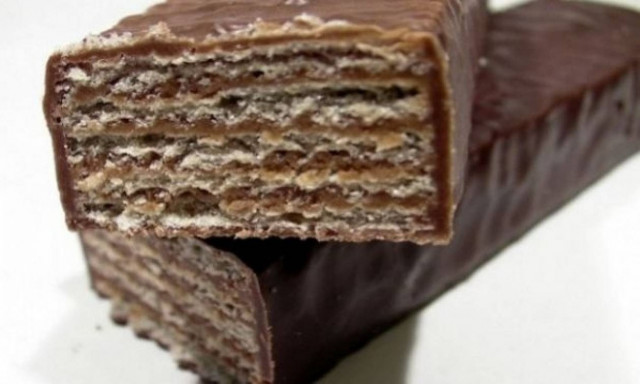 Χανιά: Δάγκωσε πασίγνωστη γκοφρέτα και έπαθε σοκ - Βρήκε αυτό που δεν περίμενε ποτέ