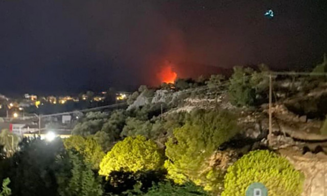 Φωτιά κοντά στις εγκαταστάσεις του Φαέθωνα στον Αρχάγγελο - Ανάστατώθηκαν οι κάτοικοι