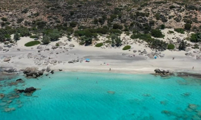 Κεδρόδασος Χανίων: Η παραλία που θα έπρεπε να είχες πάει από χθες…