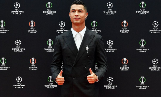 Champions League: Βραβεύτηκαν Κριστιάνο Ρονάλντο και Μπουφόν – Το εντυπωσιακό video παρουσίασης