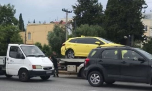 Καραμπόλα πέντε οχημάτων στην Κηφισίας