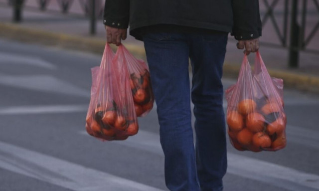 Ακρίβεια: Καύσωνας και λειψυδρία βάζουν σε κίνδυνο την αγροτική παραγωγή – Έρχονται ανατιμήσεις