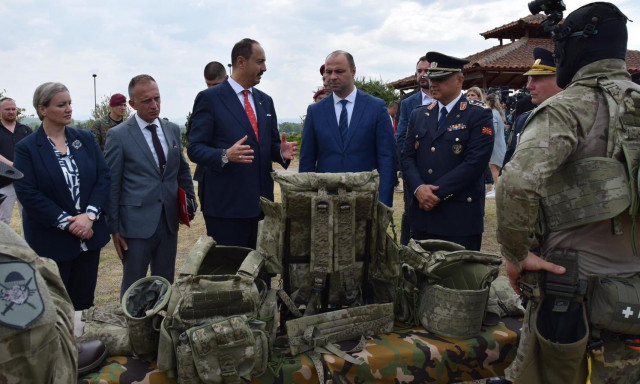 Τουρκικός στρατιωτικός κλοιός γύρω από την Ελλάδα: Εξοπλίζουν Κόσοβο, Αλβανία και Σκόπια