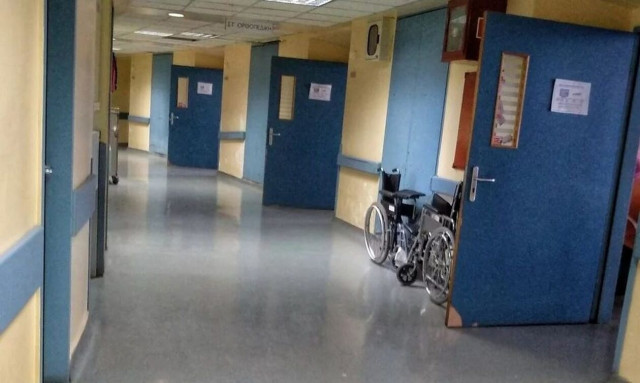 Σοβαρό εργατικό ατύχημα με γερανό στα Ιωάννινα – Στο νοσοκομείο δύο τραυματίες