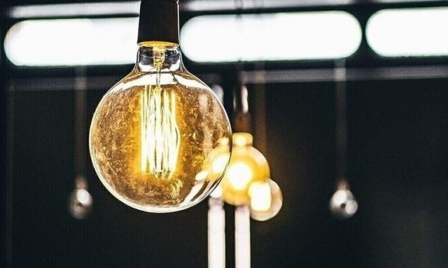 Σήμερα οι ανακοινώσεις για τα τιμολόγια ρεύματος - Νέα επιδότηση τον Σεπτέμβριο