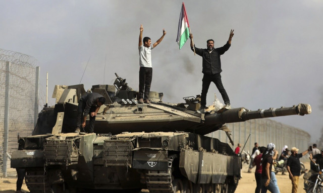 Χαμάς σε Ισραήλ: Οι όμηροι θα επιστρέψουν σε σάβανα αν συνεχιστούν οι στρατιωτικές επιχειρήσεις